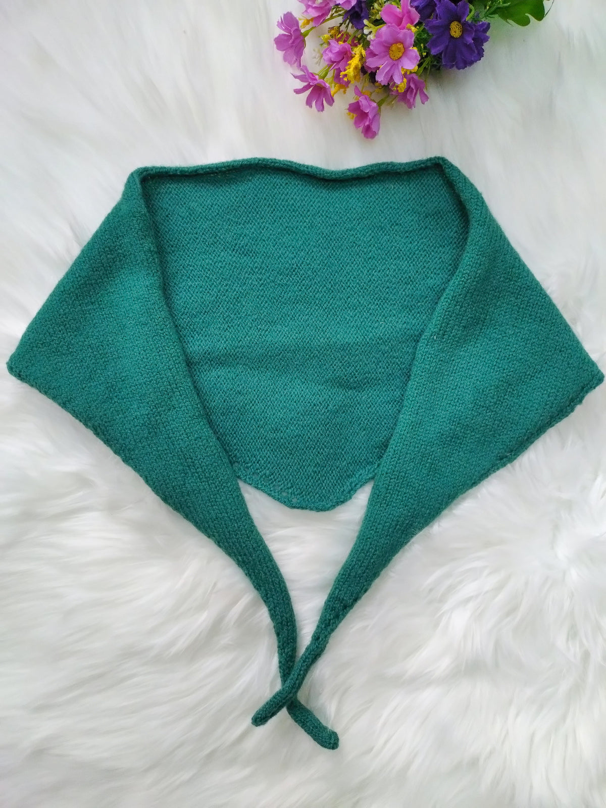 Handmade Teal Green Triangle Scarf – Merino wool