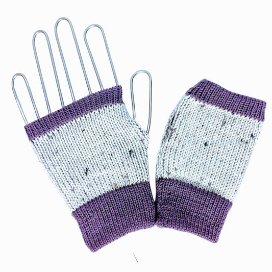 Adults Hand Warmers (Lilac)