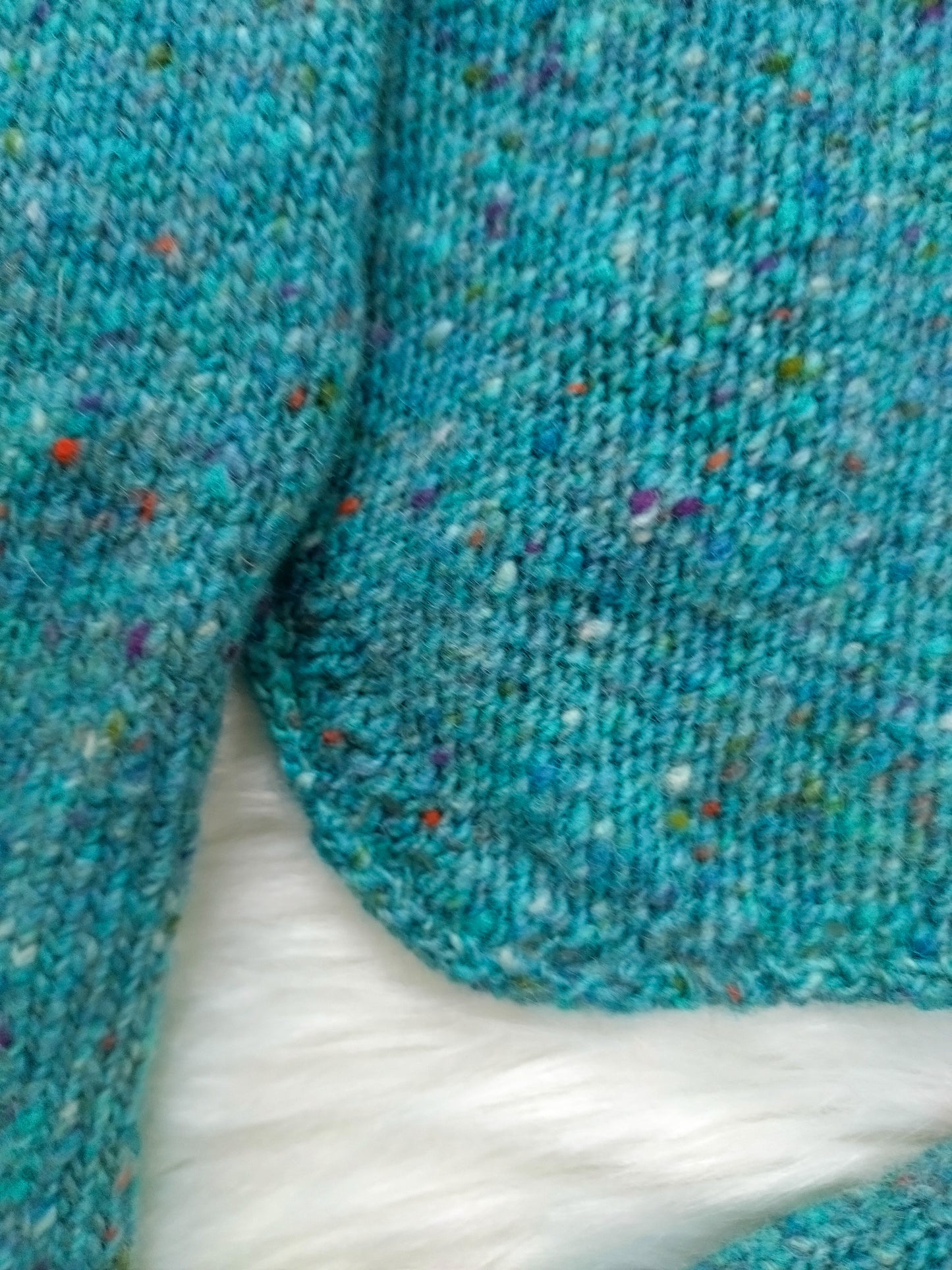 Handmade Dongled Teal Triangle Scarf - British Wool