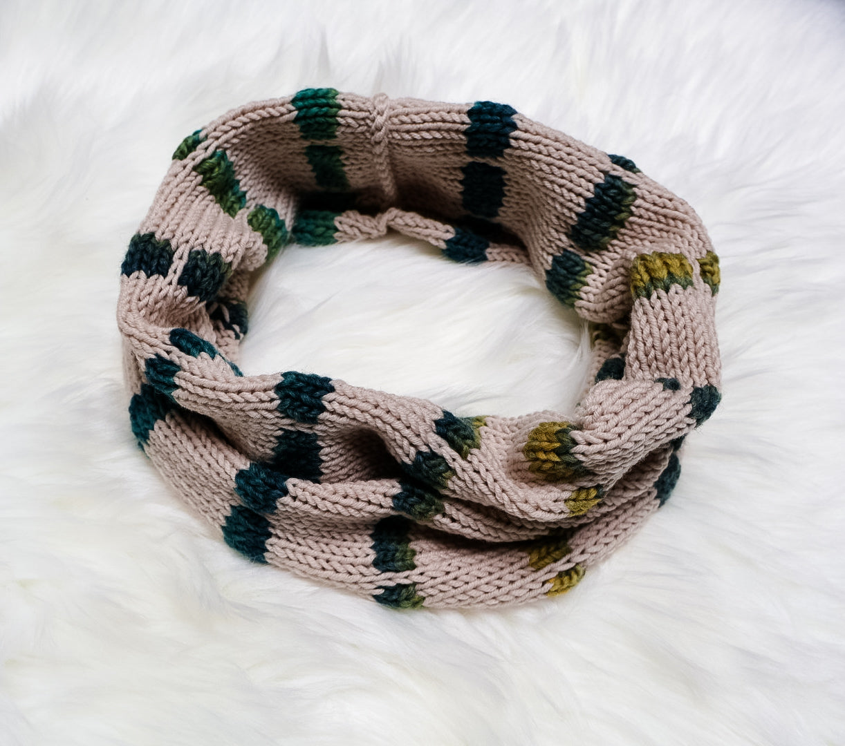 Woodlands Merino Wool Spotty Snood – Ecru, Pine Green & Desert Brown | Handmade Knitted Neck Warmer
