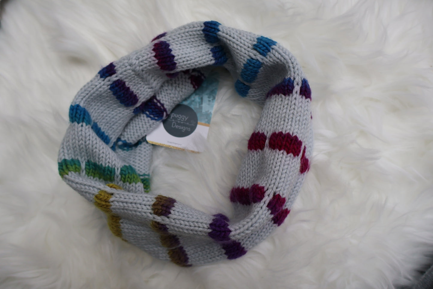 Ready-to-Ship | Handmade Merino Wool Spotty Snood – Sustainable Christmas Gift