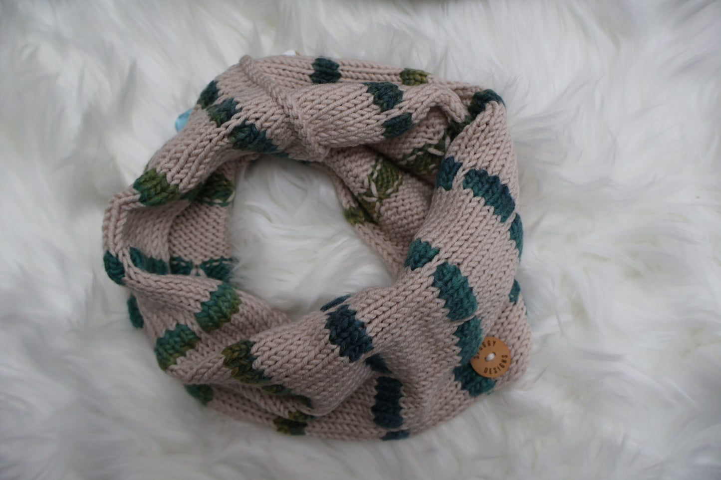 Ready-to-Ship | Handmade Merino Wool Spotty Snood – Sustainable Christmas Gift