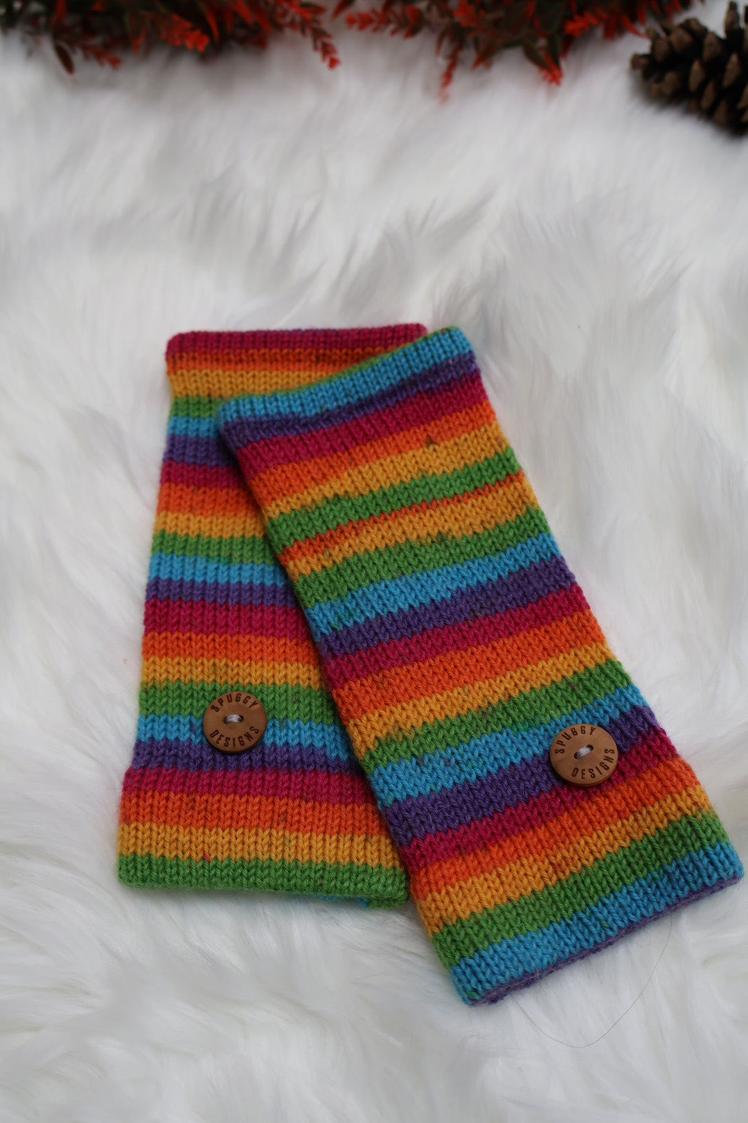 Ready-to-Ship | Handmade Wool Wristwarmers – Sustainable Christmas Gift