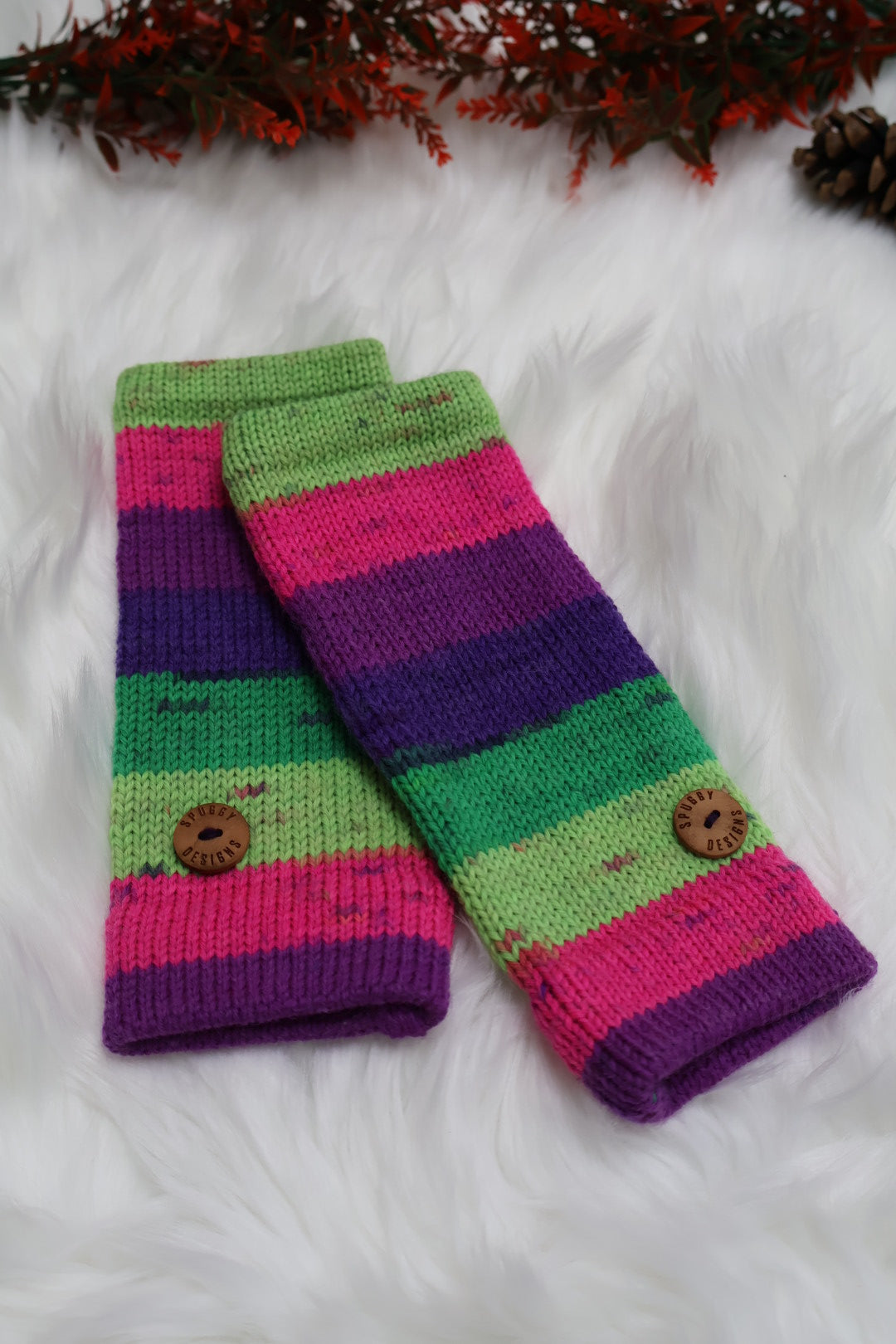 Ready-to-Ship | Handmade Wool Wristwarmers – Sustainable Christmas Gift