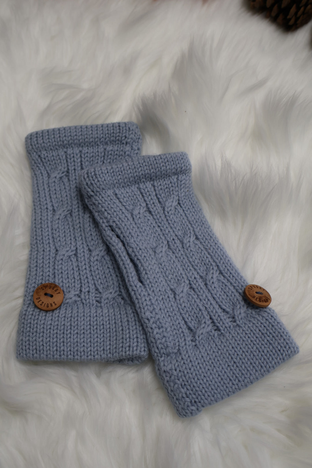 Ready-to-Ship | Handmade 100% Merino Wool Wristwarmers – Sustainable Christmas Gift