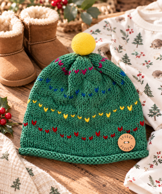 Merino “Christmas Tree” Beanie – Sustainable Handmade Knitwear