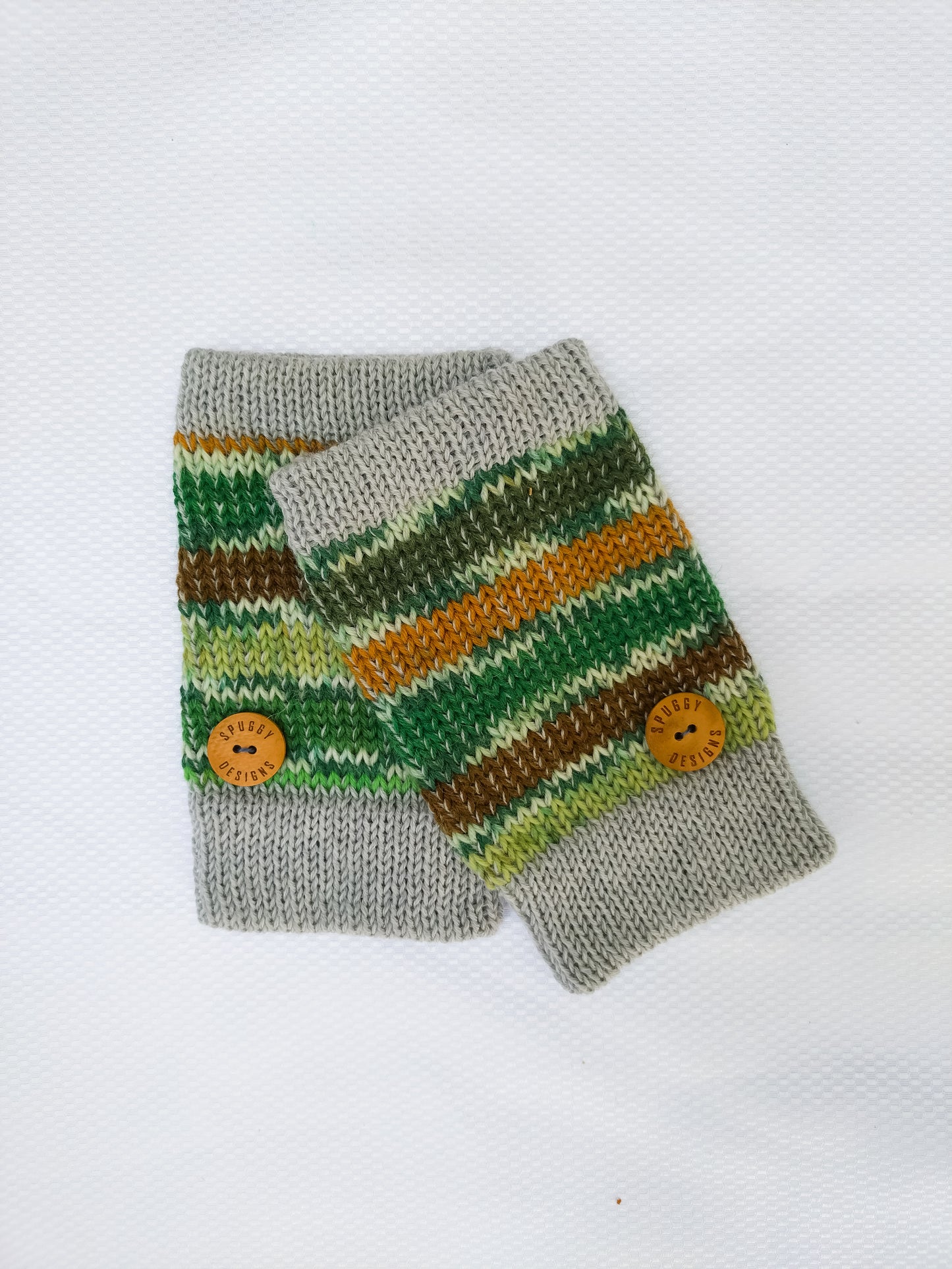 Camo Hand Warmers – Unisex Wool & Merino Fingerless Gloves for Outdoor Wear